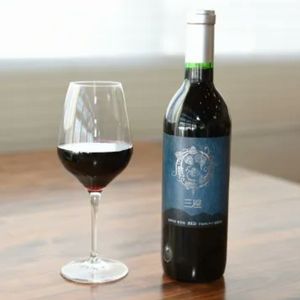 ひるぜんワイン 三座