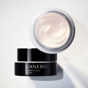 KANEBOの朝用クリーム