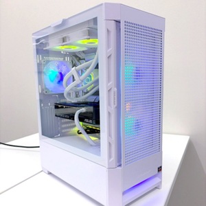 RTX5070搭載ゲーミングPC